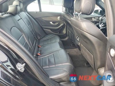 Zdjęcie 10 z 13 samochodu: 2019 MERCEDES-BENZ C 300 4MATIC VIN:55SWF8EB6KU312781 - miniatura