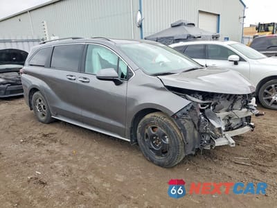Czwarte zdjęcie samochodu z boku: 2026 TOYOTA SIENNA LE VIN:5TDGRKEC3TS292537 - miniatura