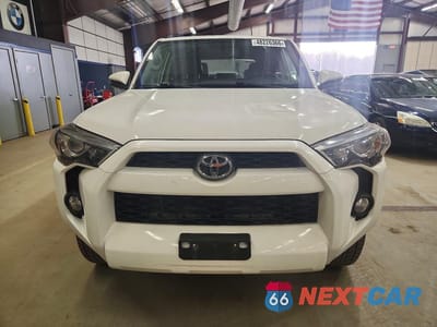Piąte zdjęcie samochodu w środku: 2016 TOYOTA 4RUNNER SR5 PREMIUM VIN:JTEBU5JR4G5388396 - miniatura