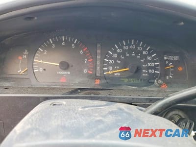 Zdjęcie 9 z 11 samochodu: 2000 TOYOTA TACOMA BASE VIN:4TAVL52N3YZ610819 - miniatura