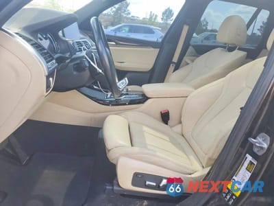 Zdjęcie 7 z 12 samochodu: 2019 BMW X3 XDRIVE30I VIN:5UXTR9C52KLE14494 - miniatura