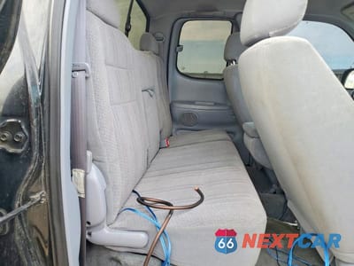 Zdjęcie 10 z 12 samochodu: 2002 TOYOTA TUNDRA SR5 V8 VIN:5TBBT44132S261612 - miniatura