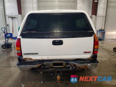Zdjęcie 6 z 11 samochodu: 2003 GMC NEW SIERRA K1500 VIN:1GTEK19T33E288915 - miniatura