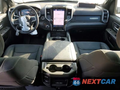 Zdjęcie 8 z 12 samochodu: 2025 RAM 1500 BIG HORN VIN:1C6SRFFP6SN755107 - miniatura