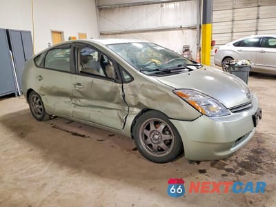 Czwarte zdjęcie samochodu z boku: 2009 TOYOTA PRIUS TOURING VIN:JTDKB20U393529049 - miniatura