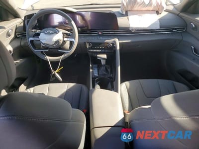 Zdjęcie 8 z 11 samochodu: 2025 HYUNDAI ELANTRA SEL CONVENIENCE VIN:KMHLS4DG8SU877381 - miniatura