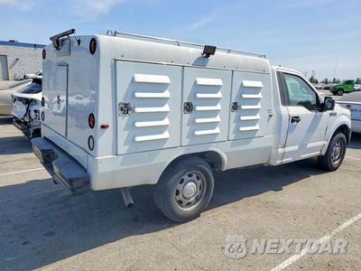 Trzecie zdjęcie samochodu z tyłu: 2018 FORD F-150 VIN:1FTNF1CG3JKC11072 - miniatura