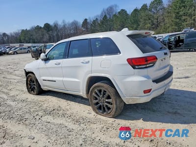 Drugie zdjęcie samochodu z przodu: 2022 JEEP GRAND CHEROKEE LAREDO E VIN:1C4RJEAG7NC127198 - miniatura