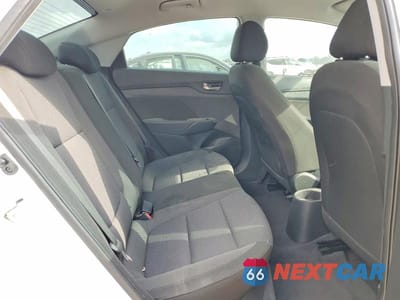 Zdjęcie 10 z 13 samochodu: 2022 HYUNDAI ACCENT SE VIN:3KPC24A61NE159920 - miniatura