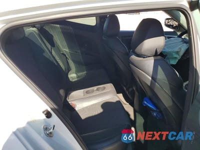 Zdjęcie 10 z 12 samochodu: 2013 HYUNDAI VELOSTER BASE VIN:KMHTC6AD8DU176393 - miniatura