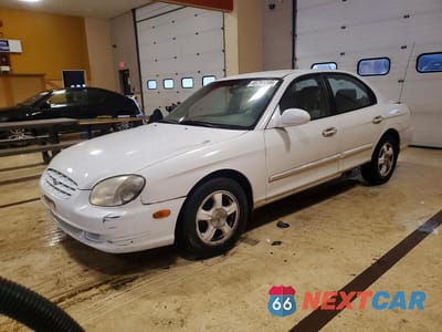 2001 HYUNDAI SONATA BASE KMHWF25S91A411175 - główne zdjęcie licytacji z USA - miniatura