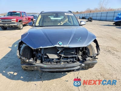 Piąte zdjęcie samochodu w środku: 2015 BMW X1 XDRIVE28I VIN:WBAVL1C50FVY29508 - miniatura