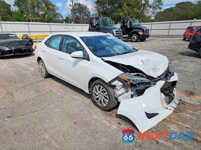 Czwarte zdjęcie samochodu z boku: 2018 TOYOTA COROLLA LE VIN:5YFBURHE8JP756250 - miniatura