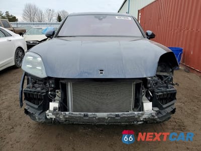Piąte zdjęcie samochodu w środku: 2024 PORSCHE CAYENNE VIN:WP1AA2AY3RDA02637 - miniatura