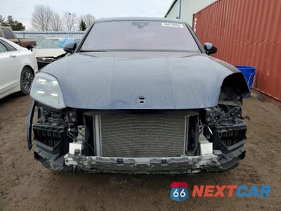 Piąte zdjęcie samochodu w środku: 2024 PORSCHE CAYENNE VIN:WP1AA2AY3RDA02637 - miniatura