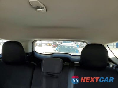 Zdjęcie 10 z 12 samochodu: 2018 FORD ESCAPE SE VIN:1FMCU0GD0JUC20237 - miniatura