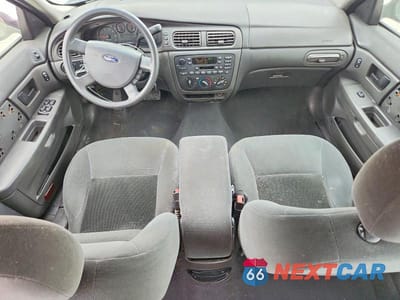 Zdjęcie 8 z 11 samochodu: 2006 FORD TAURUS SE VIN:1FAFP53266A260167 - miniatura