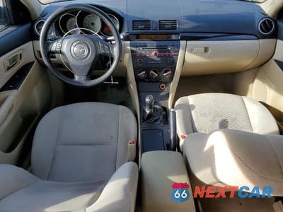 Zdjęcie 8 z 12 samochodu: 2007 MAZDA 3 I VIN:JM1BK32F971741550 - miniatura