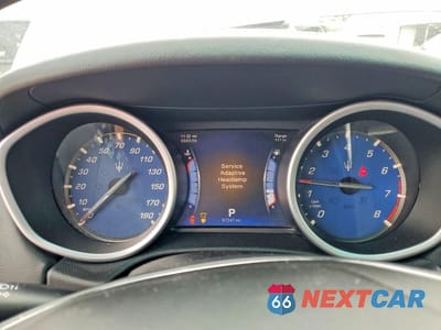 Zdjęcie 9 z 12 samochodu: 2015 MASERATI GHIBLI S VIN:ZAM57RTA2F1146411 - miniatura