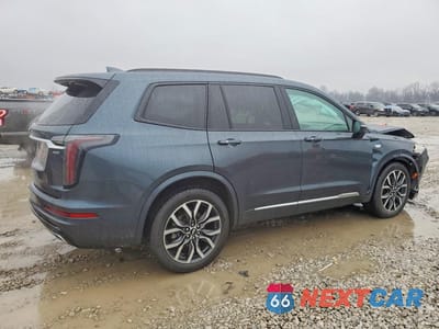 Trzecie zdjęcie samochodu z tyłu: 2021 CADILLAC XT6 SPORT VIN:1GYKPGRS9MZ169978 - miniatura