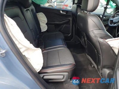 Zdjęcie 11 z 13 samochodu: 2024 FORD ESCAPE ST LINE VIN:1FMCU9MN7RUA94648 - miniatura