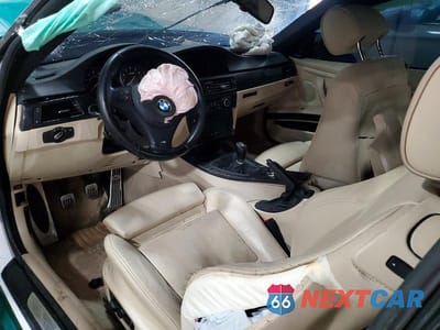Zdjęcie 8 z 13 samochodu: 2011 BMW 335 XI VIN:WBAKF9C50BE247315 - miniatura