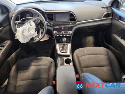 Zdjęcie 8 z 12 samochodu: 2020 HYUNDAI ELANTRA SEL VIN:5NPD84LFXLH559757 - miniatura