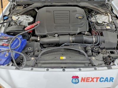 Zdjęcie 11 z 12 samochodu: 2019 JAGUAR XE LANDMARK VIN:SAJAP4FX8KCP54536 - miniatura