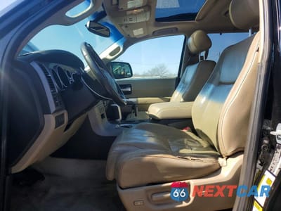 Zdjęcie 7 z 13 samochodu: 2010 TOYOTA SEQUOIA LIMITED VIN:5TDJW5G11AS029455 - miniatura