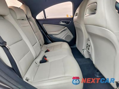 Zdjęcie 10 z 11 samochodu: 2019 MERCEDES-BENZ CLA 250 4MATIC VIN:WDDSJ4GB3KN714317 - miniatura