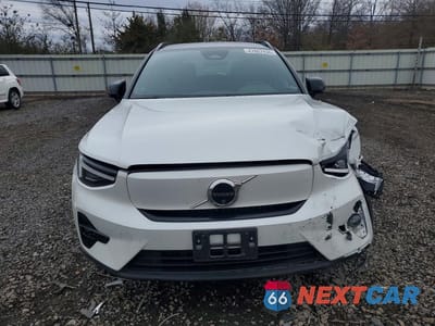 Piąte zdjęcie samochodu w środku: 2024 VOLVO XC40 RECHARGE PLUS VIN:YV4ER3XL6R2254047 - miniatura