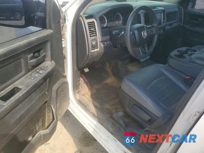 Zdjęcie 8 z 11 samochodu: 2019 RAM TRUCKS 1500 CLASSIC TRADESMAN VIN:1C6RR7FG3KS544470 - miniatura