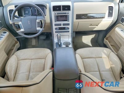 Zdjęcie 8 z 13 samochodu: 2008 LINCOLN MKX VIN:2LMDU68C18BJ27597 - miniatura