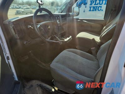 Zdjęcie 7 z 13 samochodu: 2015 CHEVROLET EXPRESS G3500 LT VIN:1GAZG1FF6F1234742 - miniatura