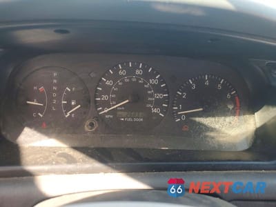 Zdjęcie 9 z 11 samochodu: 2001 TOYOTA CAMRY LE VIN:JT2BG22K010594520 - miniatura