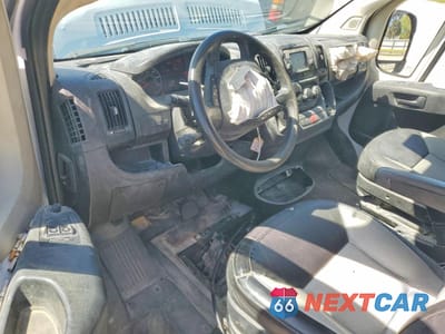 Zdjęcie 8 z 13 samochodu: 2018 RAM PROMASTER 2500 2500 HIGH VIN:3C6TRVDG5JE129360 - miniatura