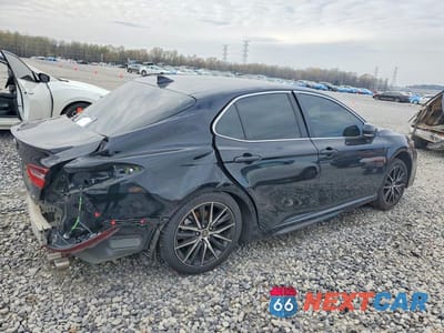 Trzecie zdjęcie samochodu z tyłu: 2024 TOYOTA CAMRY SE VIN:4T1G11AK7RU903488 - miniatura