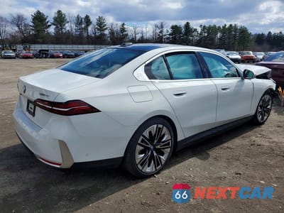Trzecie zdjęcie samochodu z tyłu: 2024 BMW I5 EDRIVE 40 VIN:WBY33FK09RCR16934 - miniatura