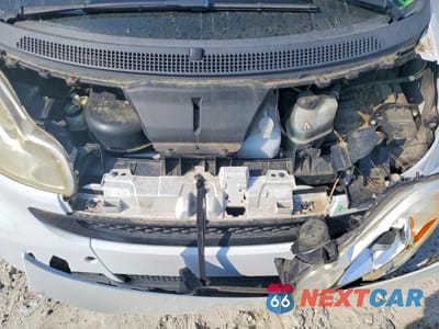 Zdjęcie 11 z 12 samochodu: 2009 SMART FORTWO PURE VIN:WMEEJ31X09K305386 - miniatura