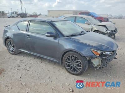 Czwarte zdjęcie samochodu z boku: 2014 SCION TC MONOGRAM VIN:JTKJF5C78E3083961 - miniatura