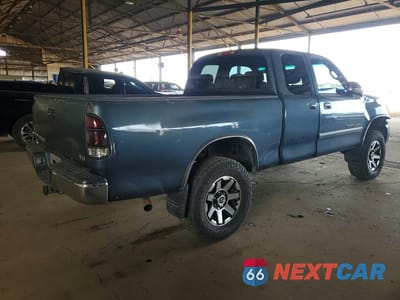 Trzecie zdjęcie samochodu z tyłu: 2004 TOYOTA TUNDRA SR5 VIN:5TBRT34124S454894 - miniatura