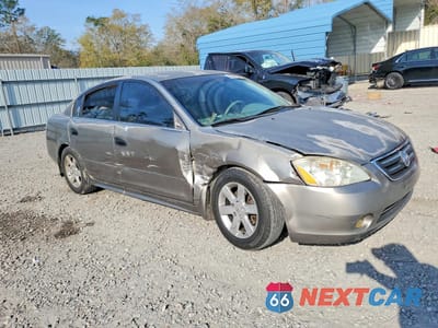 Czwarte zdjęcie samochodu z boku: 2003 NISSAN ALTIMA 2.5 VIN:1N4AL11D53C174433 - miniatura