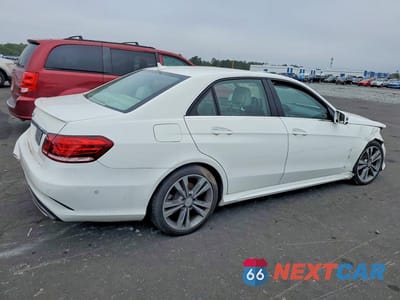 Trzecie zdjęcie samochodu z tyłu: 2015 MERCEDES-BENZ E 350 VIN:WDDHF5KB0FB150125 - miniatura