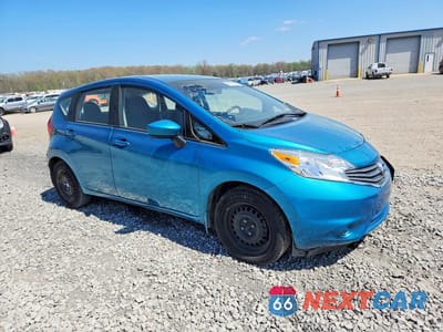 Czwarte zdjęcie samochodu z boku: 2015 NISSAN VERSA NOTE SV VIN:3N1CE2CP9FL430207 - miniatura