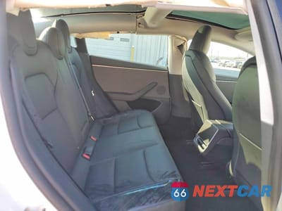 Zdjęcie 10 z 12 samochodu: 2024 TESLA MODEL 3 VIN:5YJ3E1EA5RF769467 - miniatura