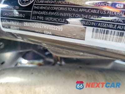 Zdjęcie 9 z 9 samochodu: 2017 CAN-AM SPYDER ROADSTER F3 VIN:2BXRDDD27HV002299 - miniatura
