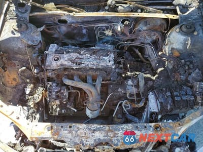 Zdjęcie 11 z 12 samochodu: 2003 TOYOTA CAMRY LE VIN:JTDBE32K130233125 - miniatura