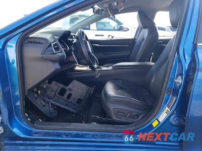 Zdjęcie 7 z 11 samochodu: 2020 TOYOTA CAMRY SE VIN:4T1G11AK9LU326907 - miniatura