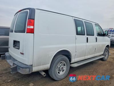 Trzecie zdjęcie samochodu z tyłu: 2022 GMC SAVANA G2500 VIN:1GTW7AFP9N1166759 - miniatura