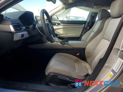 Zdjęcie 7 z 13 samochodu: 2020 HONDA ACCORD LX VIN:1HGCV1F12LA035000 - miniatura